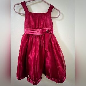 Little girl's dress
